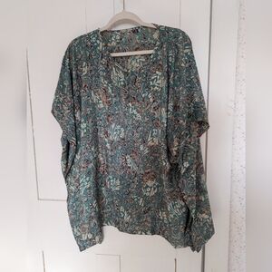 🍀 Floral Green Top Silk Blend India Kimono Loose Fit Airy Boho Lagenlook